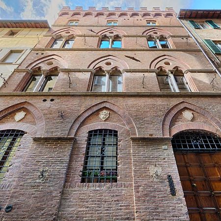 I Merli Di Ada Siena Exterior foto